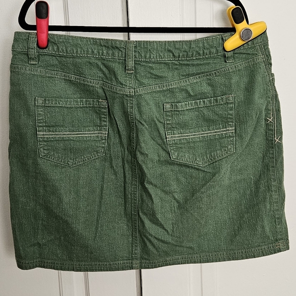 Denim mini skirt - Picture 3 of 3